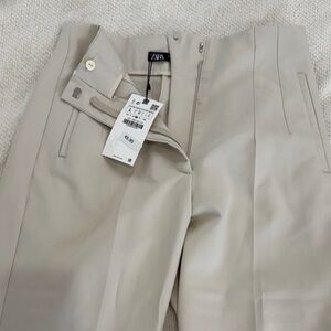 Zara Women’s Beige Chinos